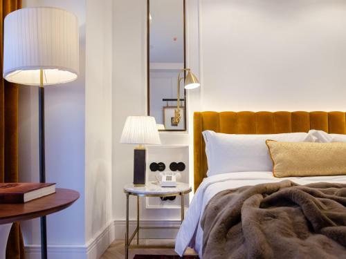 Browns Avenue Hotel