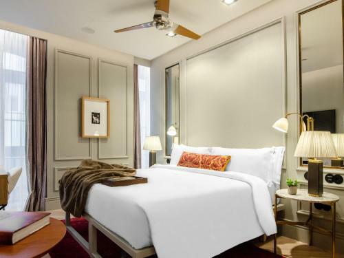 Browns Avenue Hotel