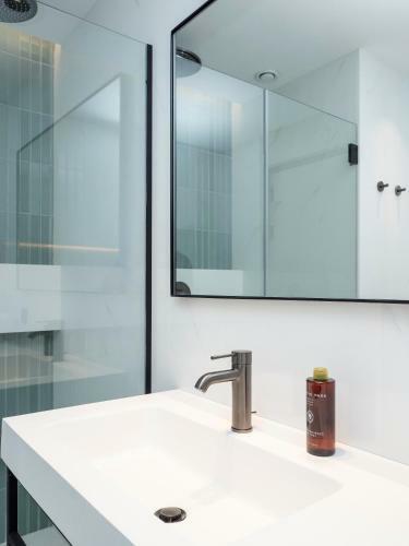 Arcelon Hotel