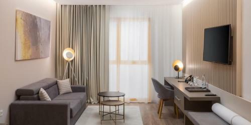 Aminess Khalani Beach Hotel