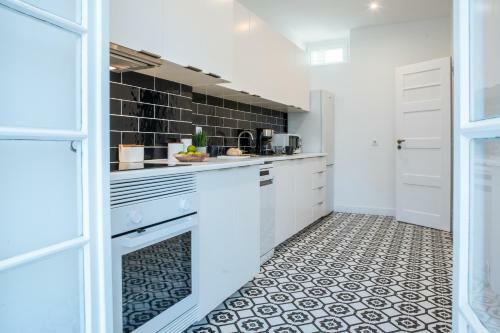 Hostal Succeed Campo Pequeno Suites