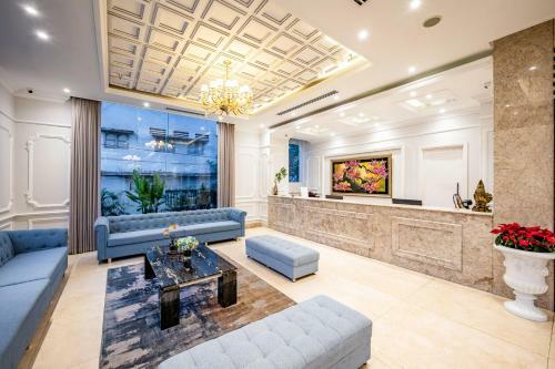 Acnos Grand Hotel