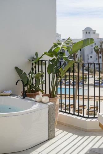 Hotel Serry Beach Resort