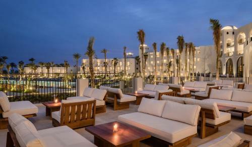 Hotel Serry Beach Resort