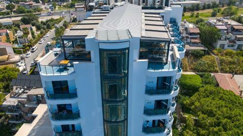 Hotel Signature Blue Resort