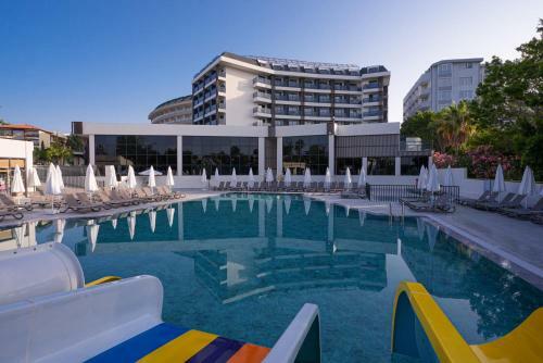 Hotel Seaphoria Beach Resort