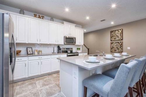 5 Bedrooms Townhome W- Splashpool - 8205sa