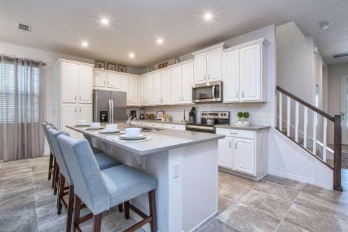 5 Bedrooms Townhome W- Splashpool - 8205sa
