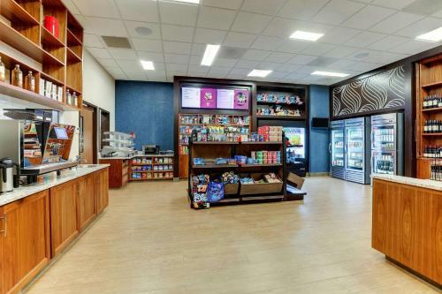 Drury Plaza Hotel Orlando - Disney Springs Area