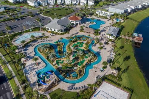 6 Bedrooms - 6 Bathrooms - Storey Lake 2875 Sc