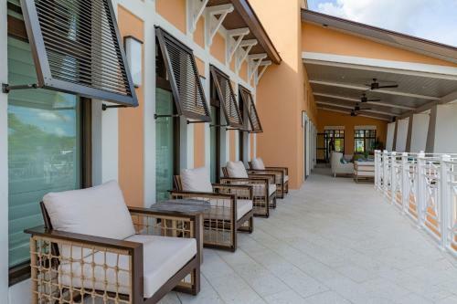 5 Bedrooms - 5,5 Bathrooms - Solara 9026 Pc