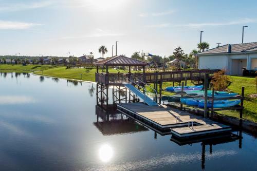 4 Bedrooms - 3 Bathrooms - Storey Lake 3150 Pp