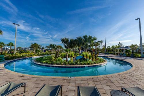 4 Bedrooms - 3 Bathrooms - Storey Lake 3150 Pp