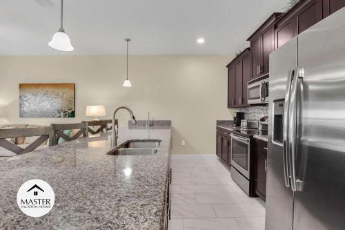 4 Bedrooms - 3 Bathrooms - Storey Lake 3150 Pp