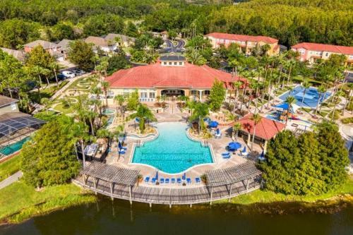 4 Bedrooms - 3 Bathrooms - Terra Verde 4725 Vb