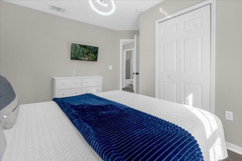 4 Bedrooms - 3 Bathrooms - Terra Verde 4725 Vb
