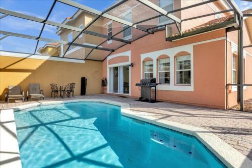 4 Bedrooms - 3 Bathrooms - Terra Verde 4725 Vb