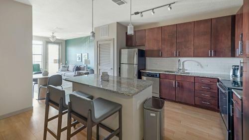 Modern Apartment In Prime Location Id4310x3