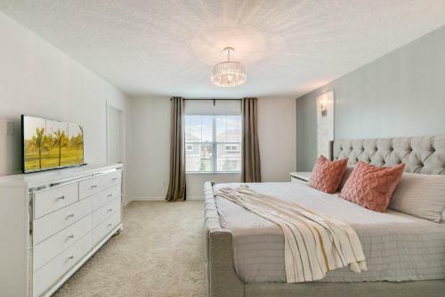 4 Bedrooms - 4,5 Bathrooms - Solara 8964 Ad
