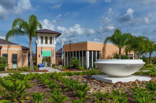 4 Bedrooms - 4,5 Bathrooms - Solara 8964 Ad