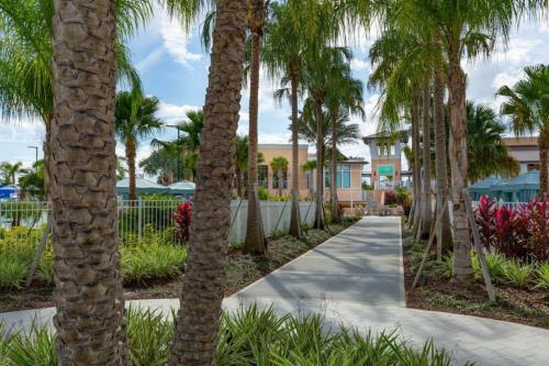 4 Bedrooms - 4,5 Bathrooms - Solara 8964 Ad