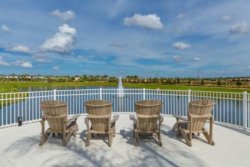 4 Bedrooms - 4,5 Bathrooms - Solara 8964 Ad