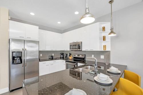1511retreat Townhouse