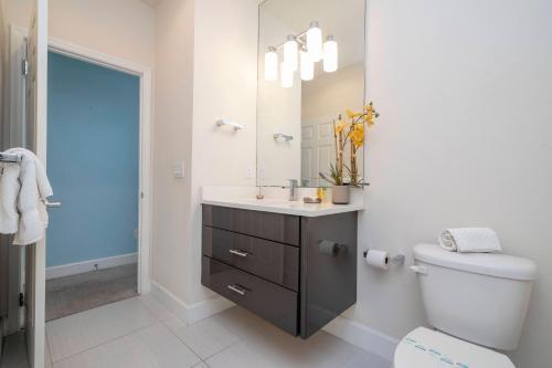 Serenity Resort 3 Bedroom Vacation Home 17419