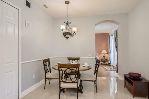 The Marvel Mansion 5br Pool Home Near Disney World