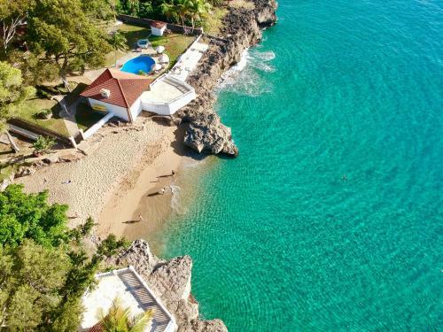 Coral Blanco Hotel