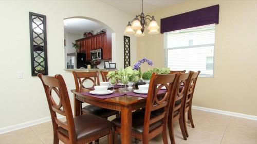 Windsor Hills Resort - 6 Bed 4 Baths Villa
