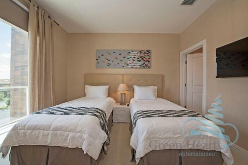 A Resort-style Stay Near All The Best Attractions