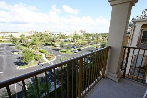 It362 - Vista Cay Resort - 3 Bed 2 Baths Condo