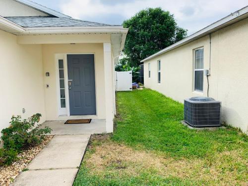 Modern, Spacious, Pool House With Game Room Near Disney World!
