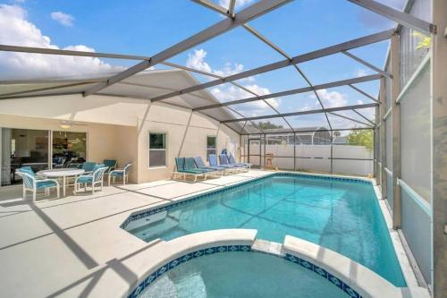 Modern, Spacious, Pool House With Game Room Near Disney World!