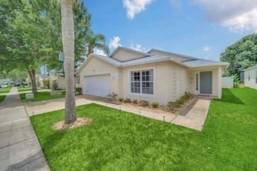 Modern, Spacious, Pool House With Game Room Near Disney World!