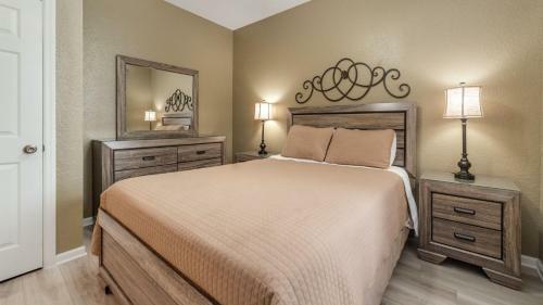 2821 Almaton #204