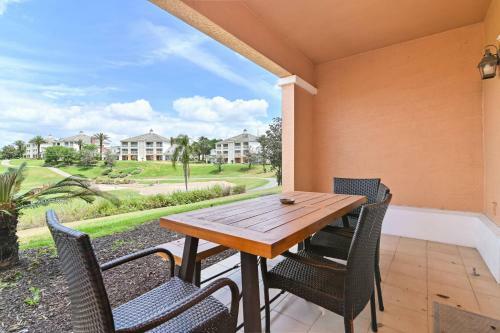 7673 - Beautiful 3 Bedroom Apartment