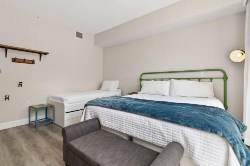 7673 - Beautiful 3 Bedroom Apartment