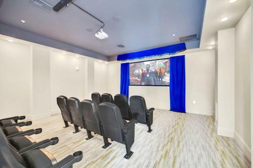 Near Disney - Spacious 3br - Pool And Hot Tub