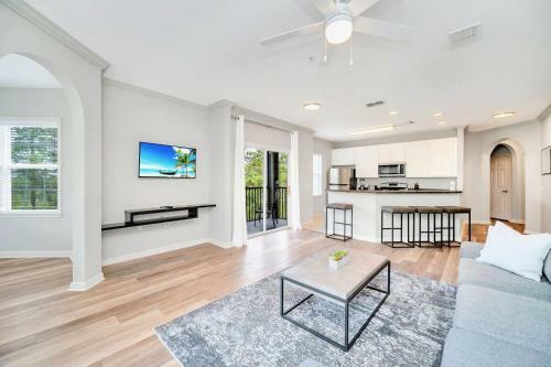 Near Disney - Spacious 3br - Pool And Hot Tub