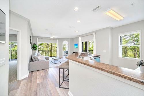Near Disney - Spacious 3br - Pool And Hot Tub