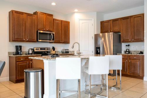 Unforgettable Experience Luxury Vacation Home 7479