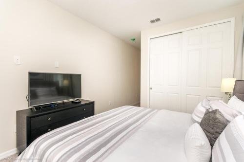 Solara Resort - 9 Bed 6 Baths Villa 2