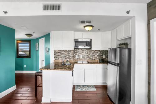 Hotel The Enclave - Unit 1601