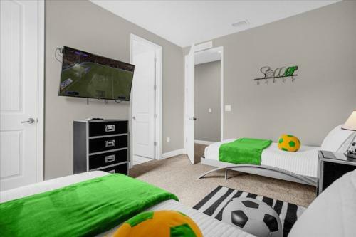 5 Bedrooms- 5 Bathrooms- Encore Resort 7712 Fd