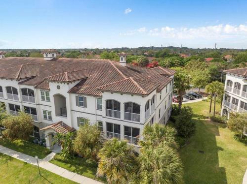 Apartamento Orlando Oasis: Modern 4bd Balcony+lake View+pool