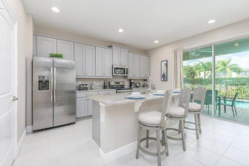 Luxury 6 Br 6 Bath @encore Resort Pool Spa Grill.