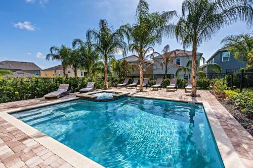 Exquisite 8br7ba W Spa Heated Pool Bbq Grill
