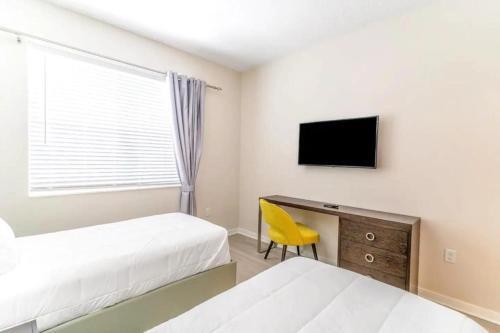 Apartment At Vista Cay Resort
